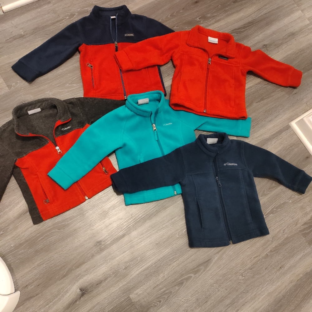 Bundle Of 5 Columbia Fleece Jackets - Red,  Teal, Red, Gray. All Size 2T